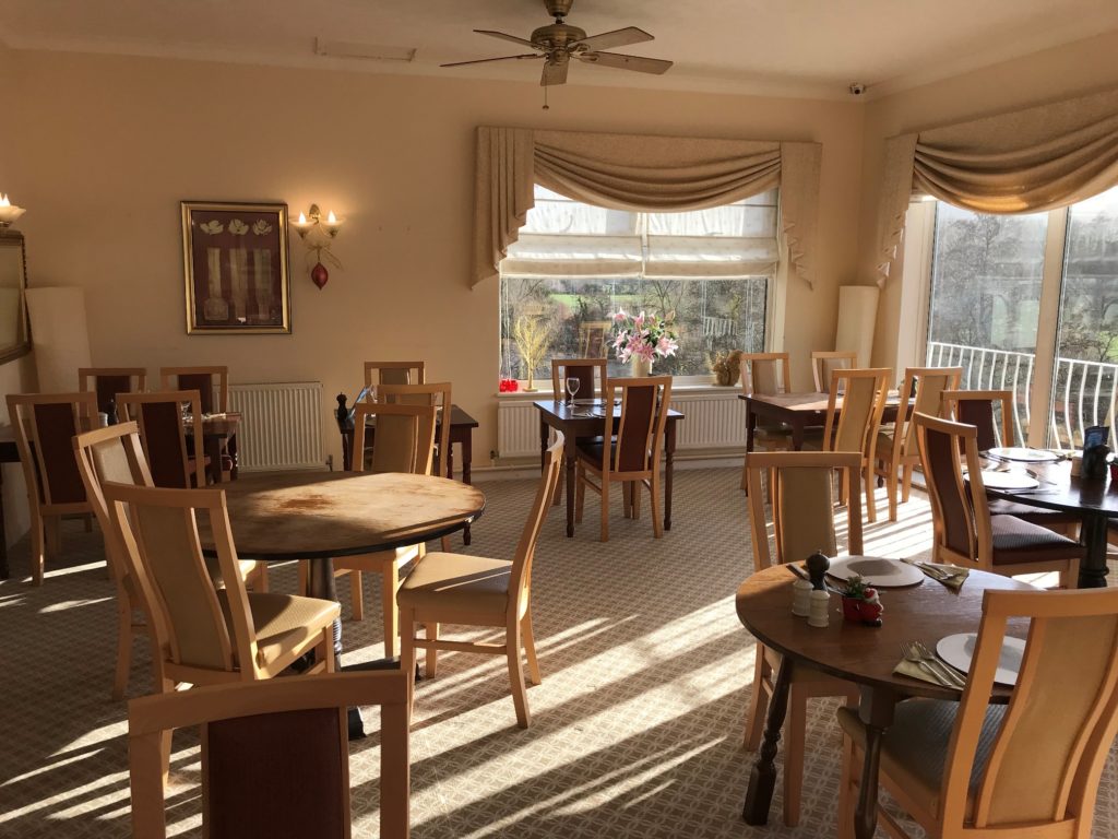 Llanwenarth Hotel & Riverside Restaurant Visit Abergavenny